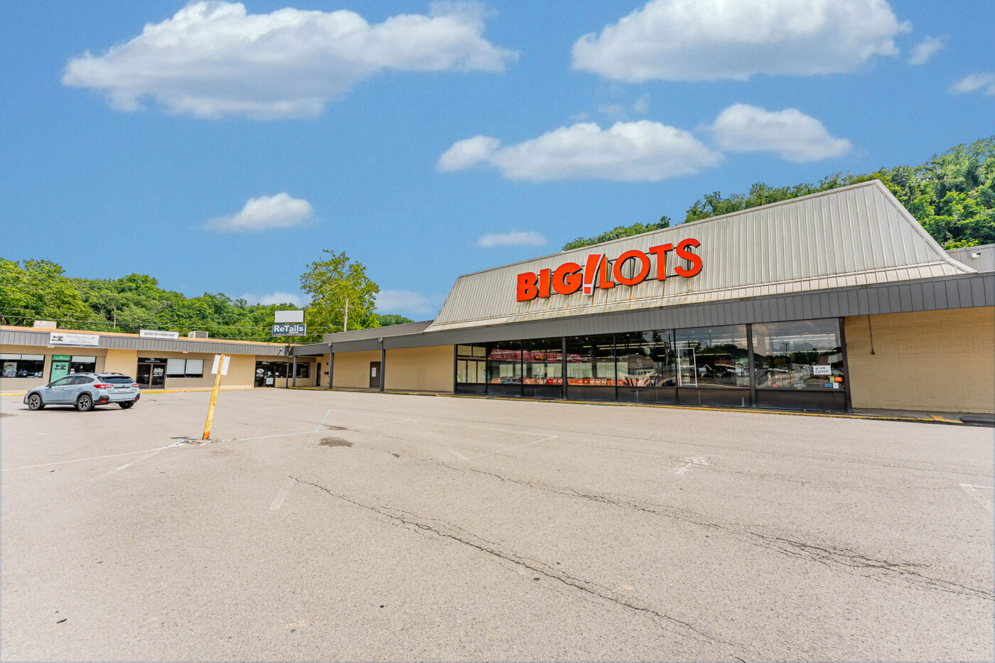 902 Fairmont Road-9