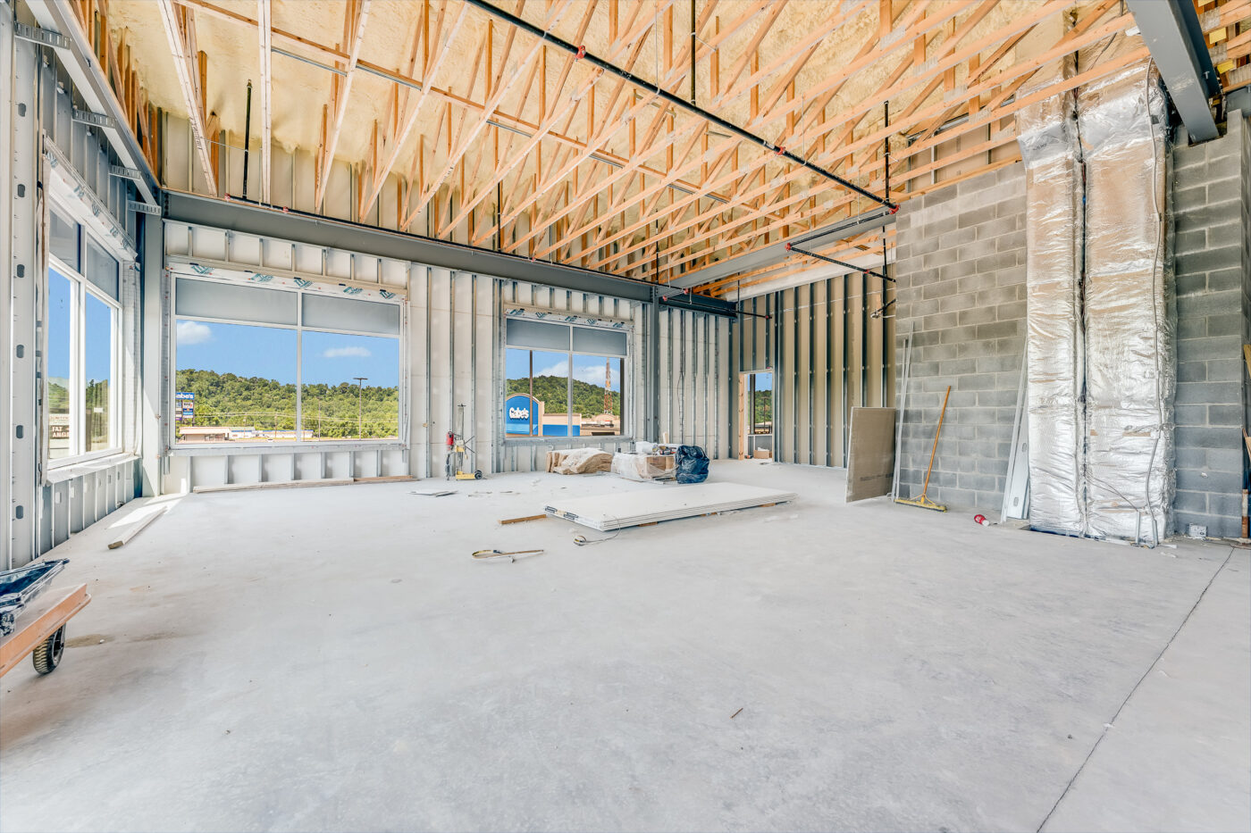 150-152 Thompson Drive Building 1 (interior)-16