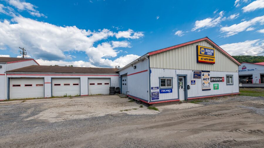 Photo of 1385 Greenbag Road in Morgantown, WV