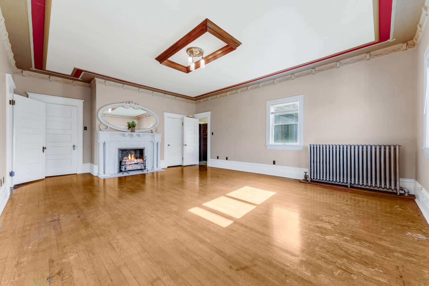 1266 National Pike Hopwood PA-32