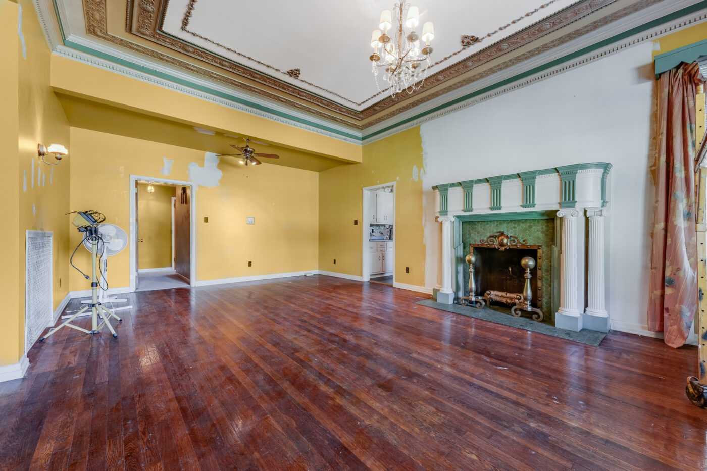 1266 National Pike Hopwood PA-4