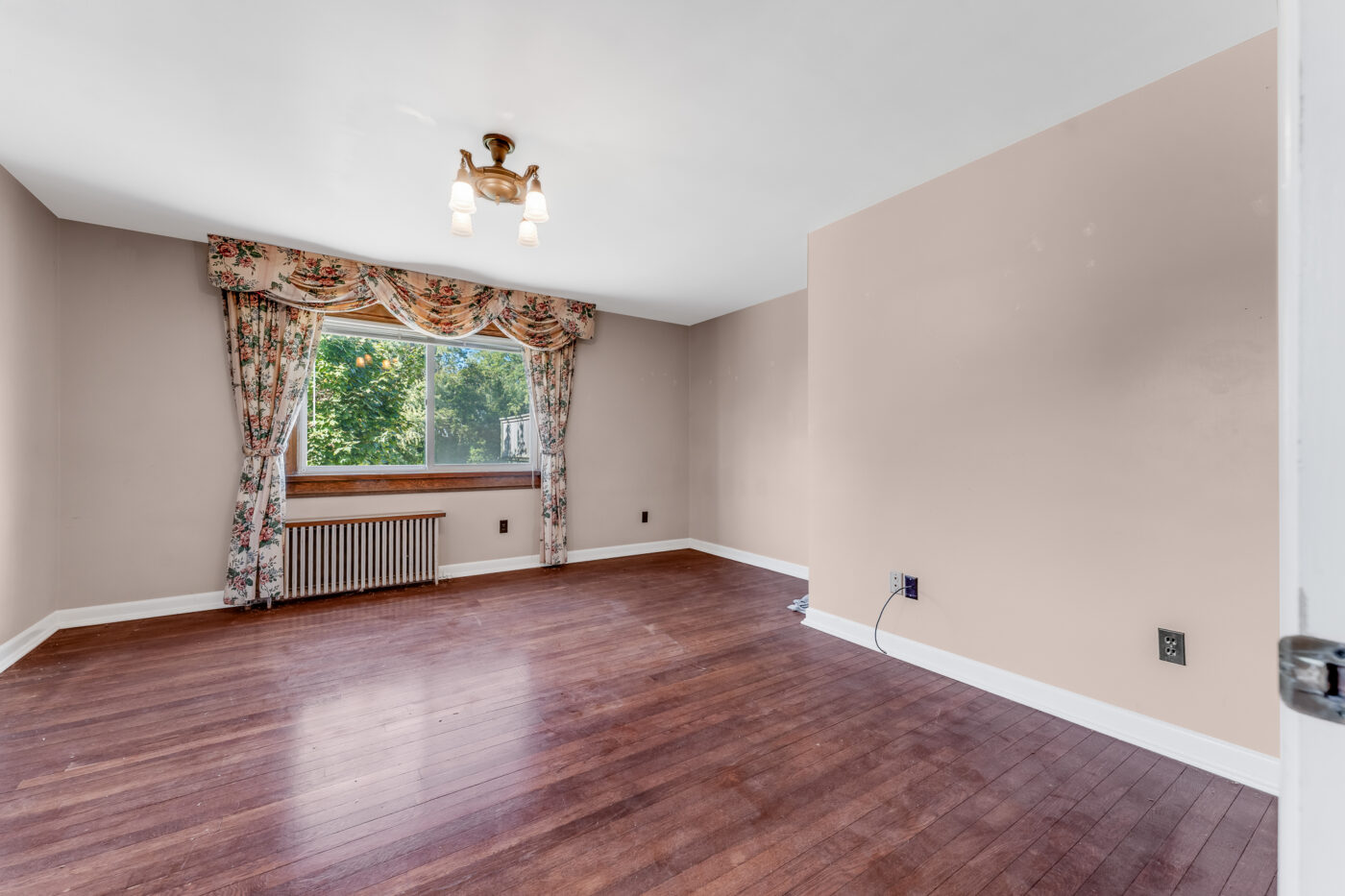 1266 National Pike Hopwood PA-5