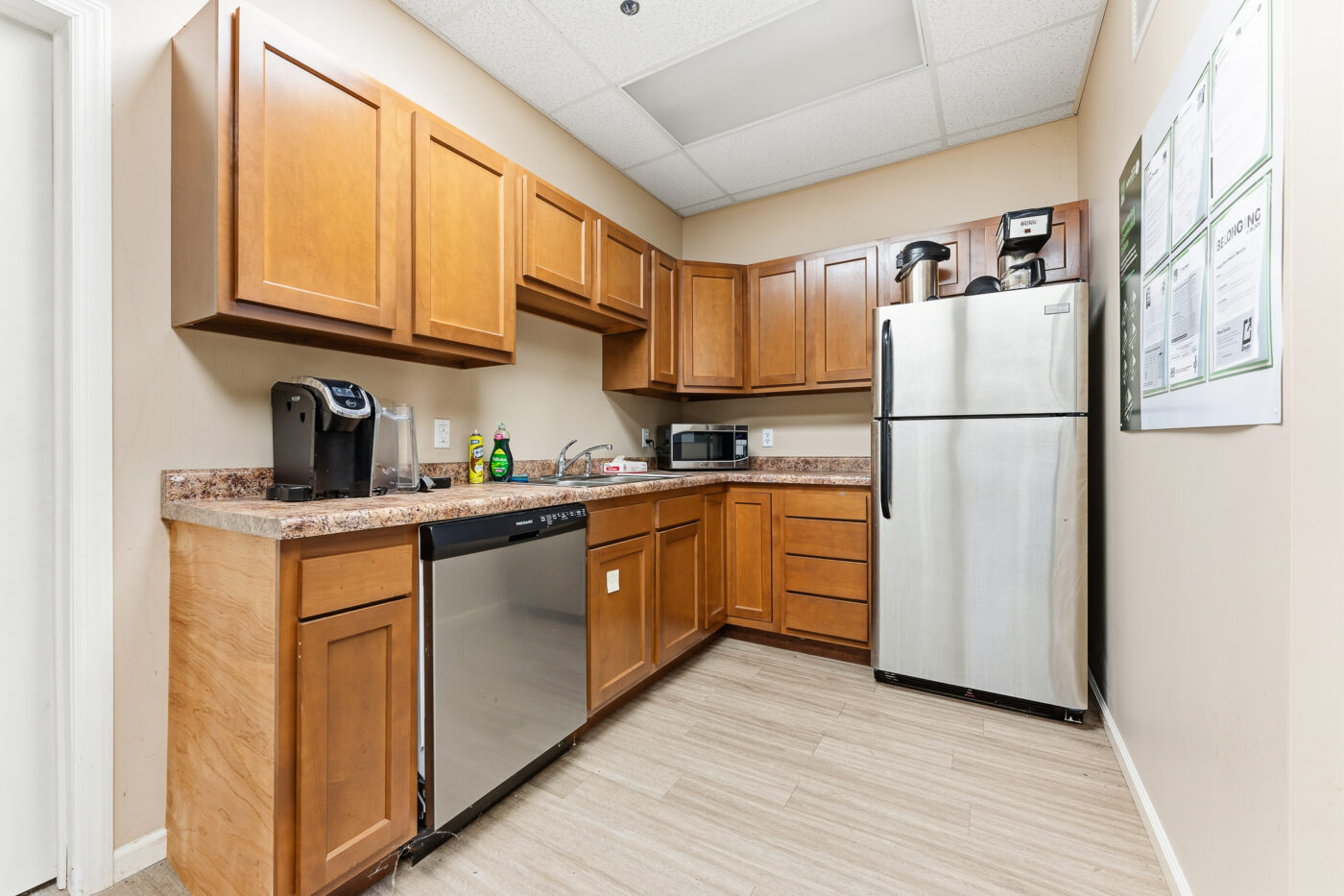 7100 Willie G Avenue-54