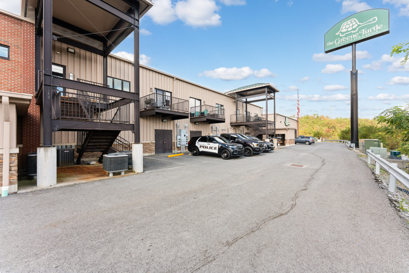 7100 Willie G Avenue-71