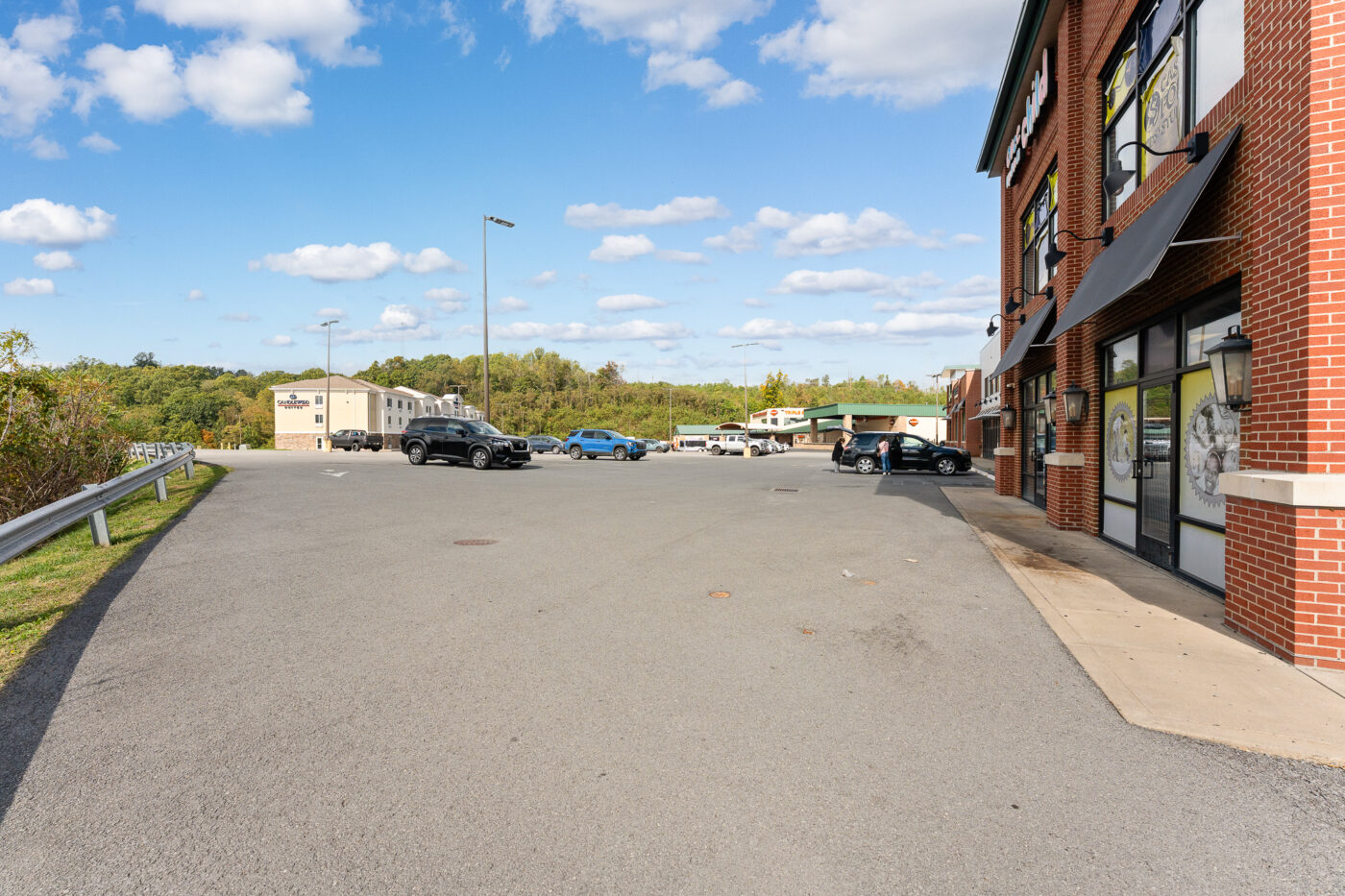 7100 Willie G Avenue-74