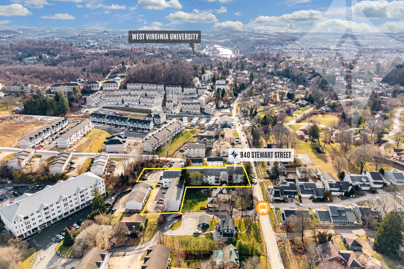 Watermark-940 Stewart St Exterior-19