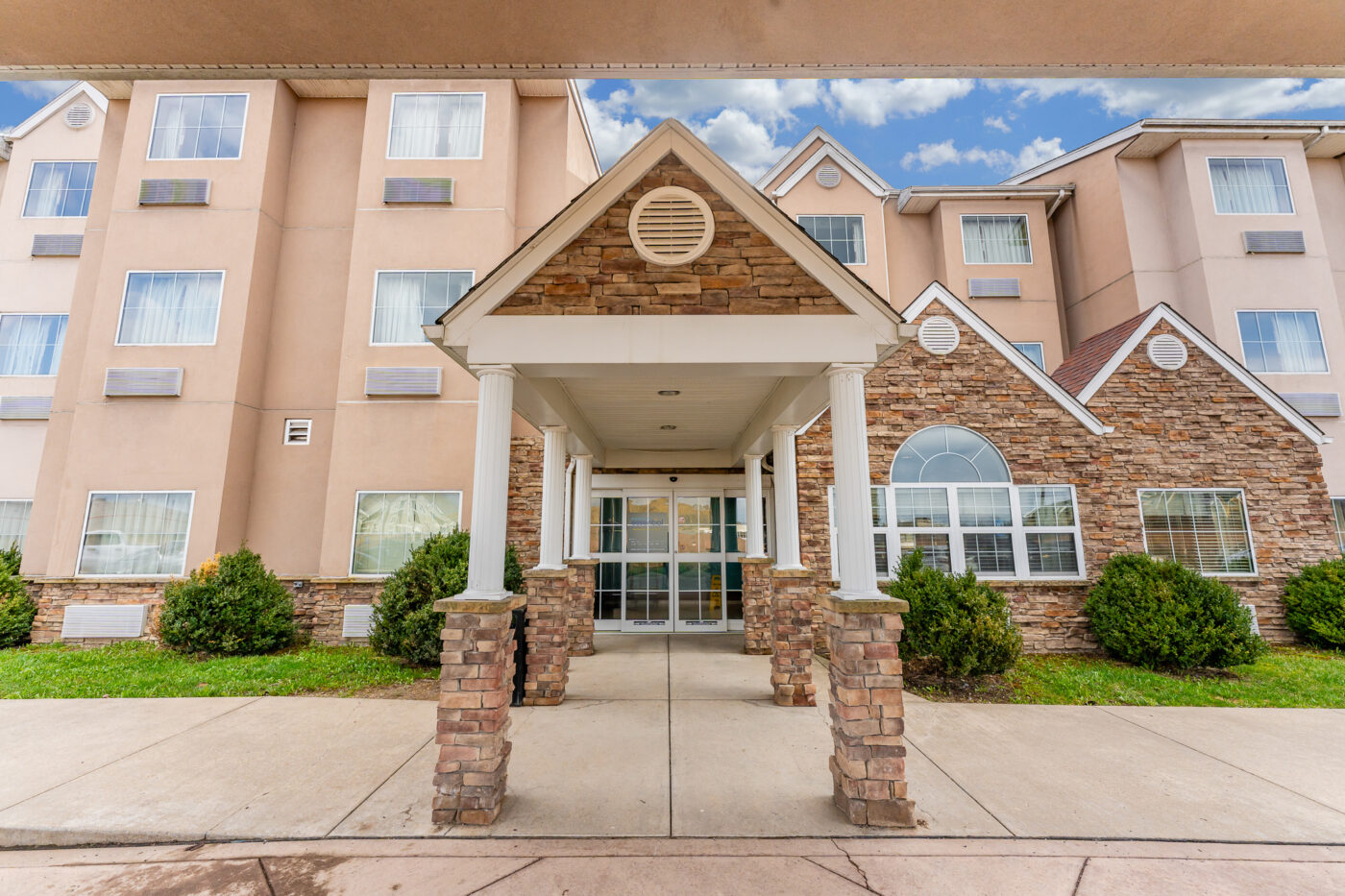 20 Southland - Fairmont-47