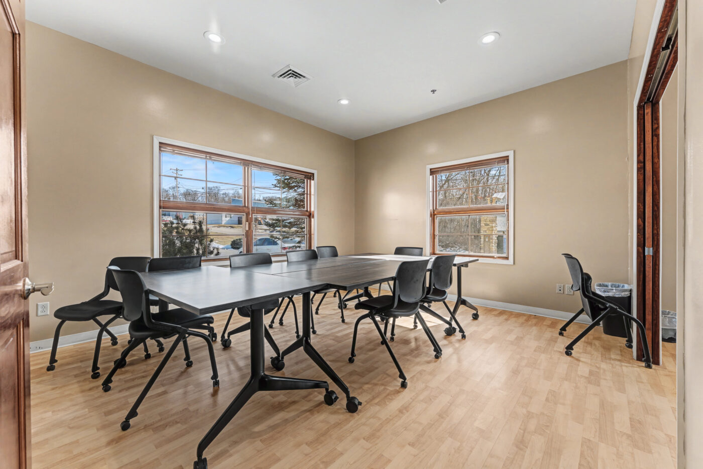 {'order_id': '317ec938-c83a-4152-995c-fb51df11dd6d', 'image_id': 'ca86aacd-93ae-4a79-86c3-be40b3474df8'}