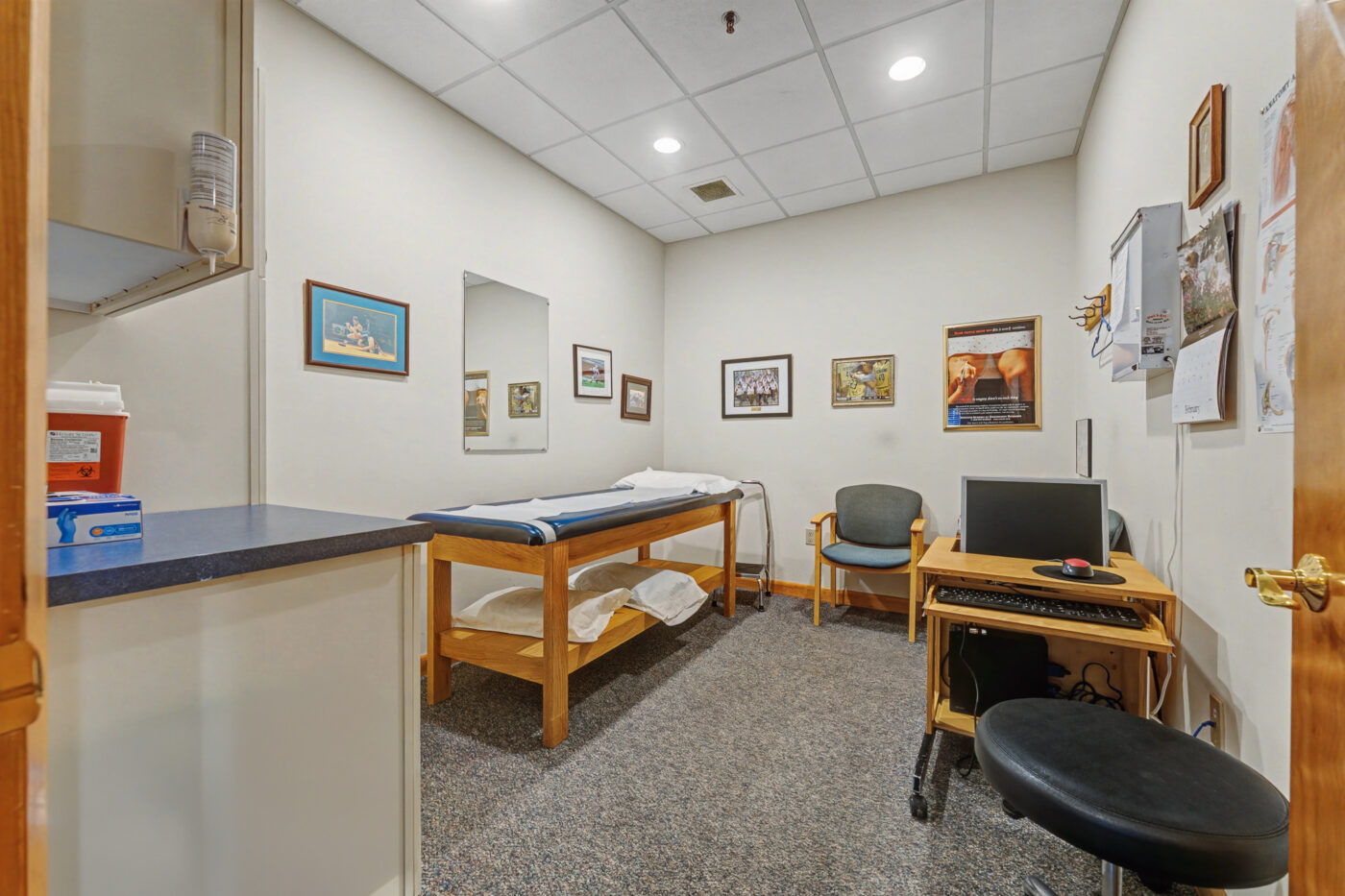 {'order_id': '317ec938-c83a-4152-995c-fb51df11dd6d', 'image_id': '380ff3b7-3251-49d4-8d7c-19d26edbecd0'}