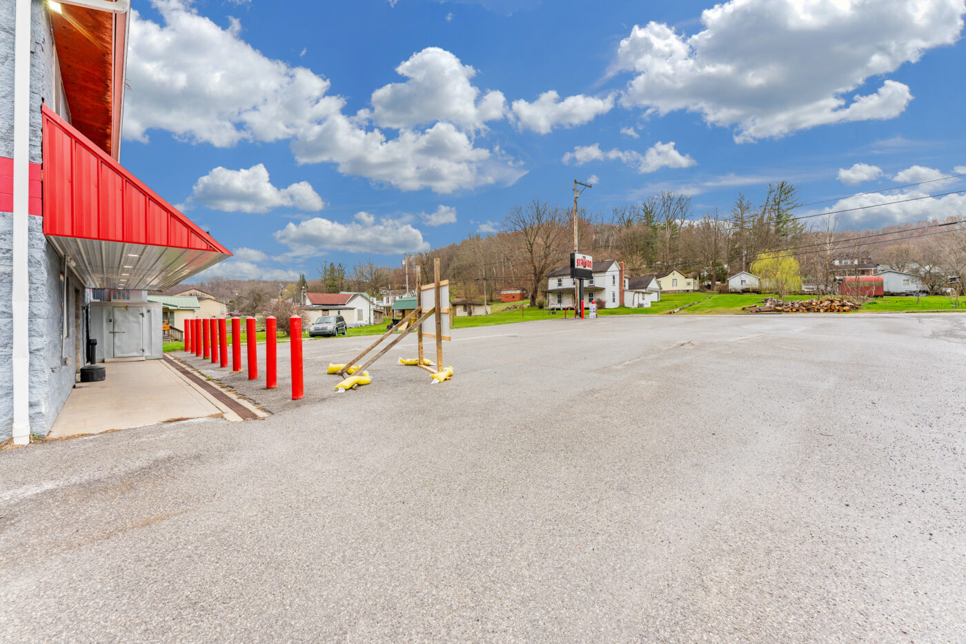 154 Bridge Street, Junior, WV-61