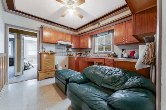 1266 National Pike Hopwood PA-36
