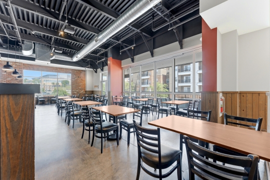 453 Oakland Street-32